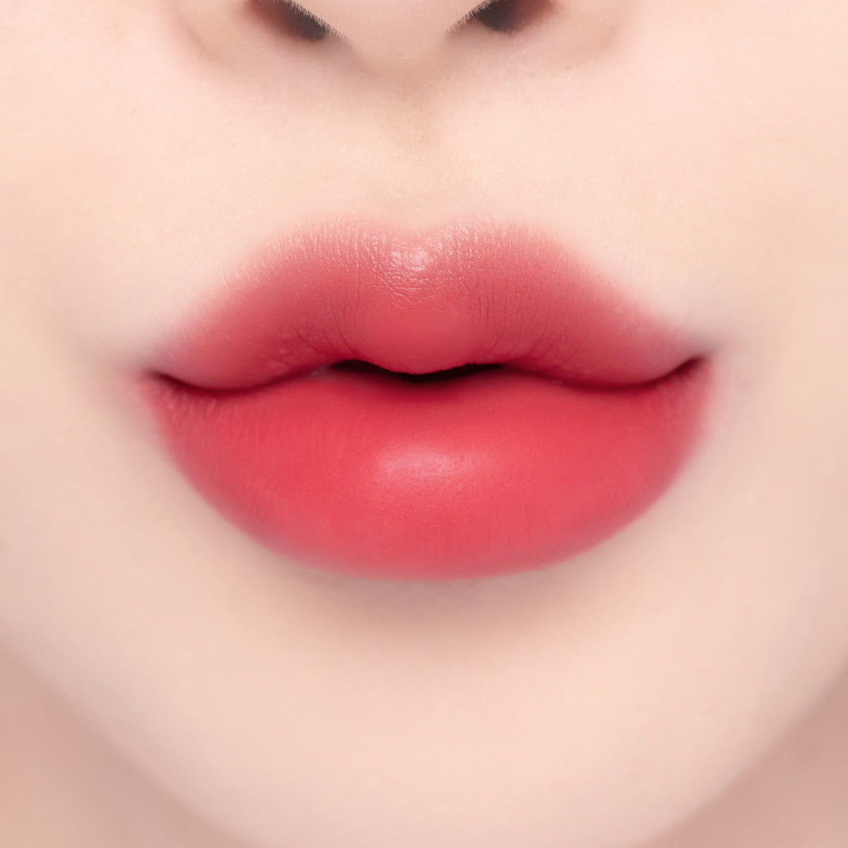 YNM Cream Matte Lıpstıck Chıllıng Chılı 5.5g